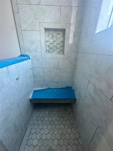 402 Sweet Grass LN, Austin, TX 78738