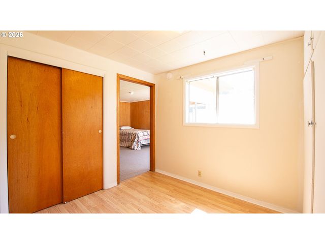 2835 Sw BREAKERS Dr, Waldport, OR 97394