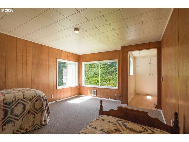 2835 Sw BREAKERS Dr, Waldport, OR 97394