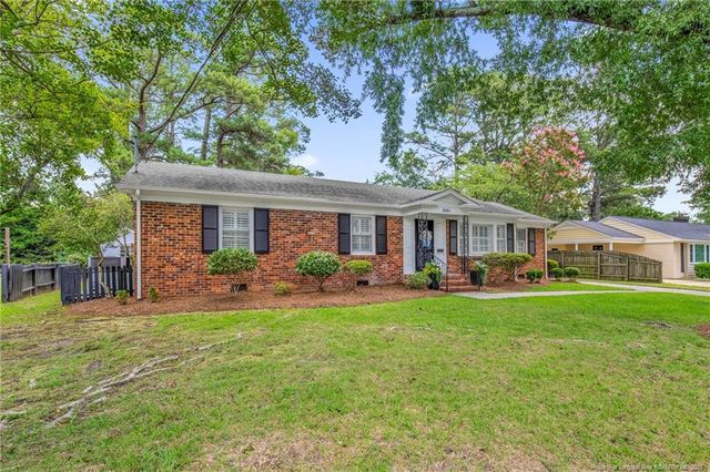 2610 Mirror Lake Drive, Fayetteville, NC 28303