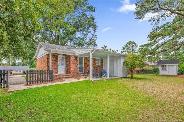 2610 Mirror Lake Drive, Fayetteville, NC 28303