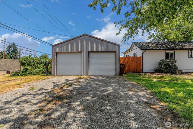 1403 E 64th Street, Tacoma, WA 98404
