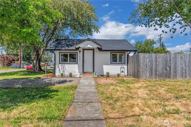 1403 E 64th Street, Tacoma, WA 98404