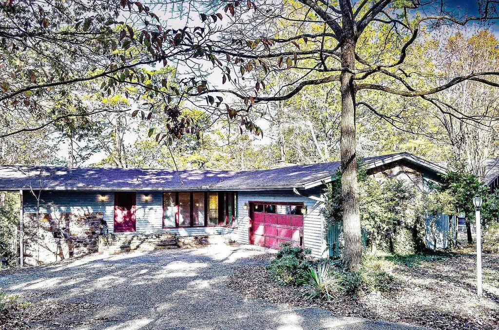 8 Alamito Lane, Hot Springs Village, AR 71909