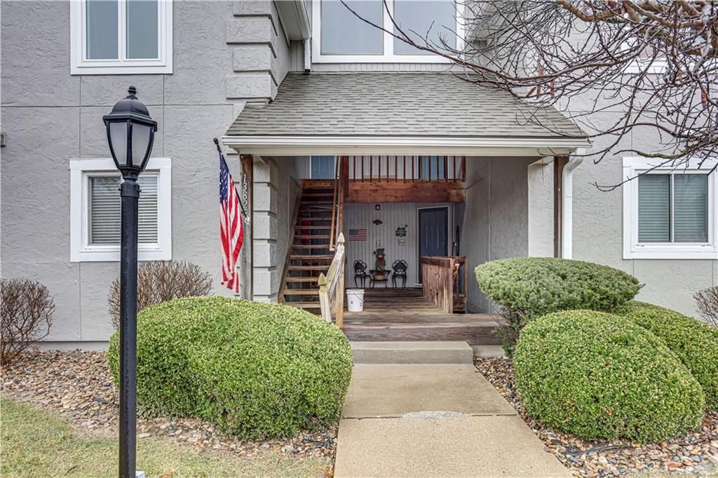 13825 W 58th Terrace 6, Shawnee, KS 66216
