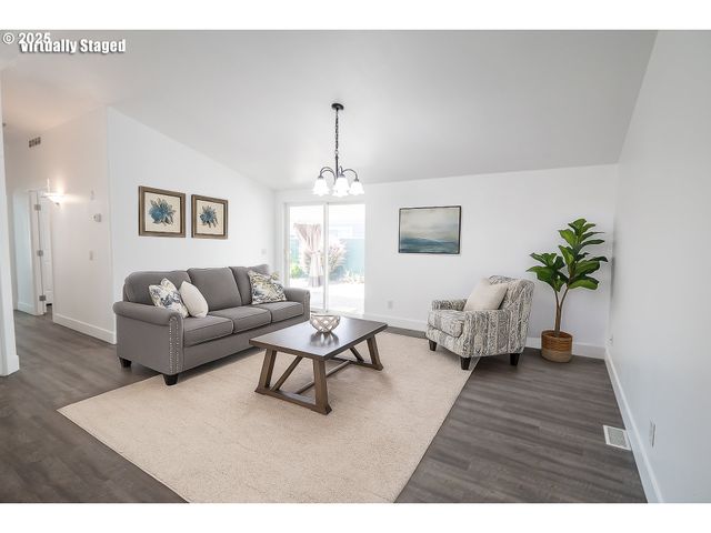 5318 BRIDGEWATER Dr, Eugene, OR 97402