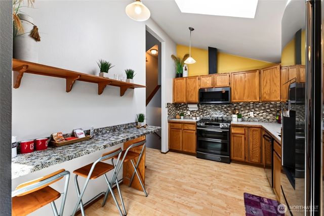 18604 73rd Street E, Bonney Lake, WA 98391