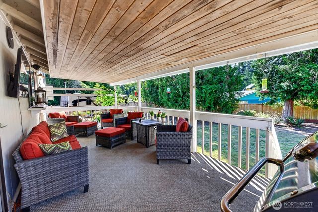 18604 73rd Street E, Bonney Lake, WA 98391
