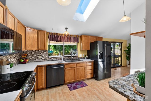 18604 73rd Street E, Bonney Lake, WA 98391