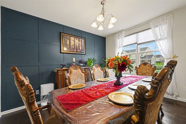 552 Wishing Tree Lane, Ann Arbor, MI 48108