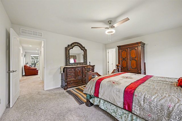 552 Wishing Tree Lane, Ann Arbor, MI 48108