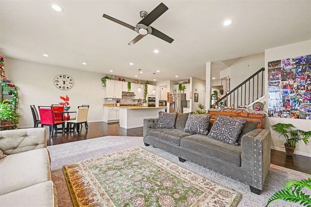 552 Wishing Tree Lane, Ann Arbor, MI 48108