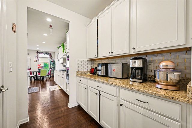 552 Wishing Tree Lane, Ann Arbor, MI 48108