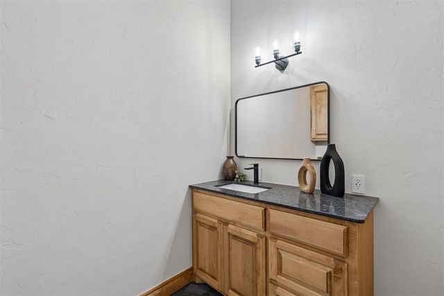 37950 W Macarthur Street, Shawnee, OK 74804
