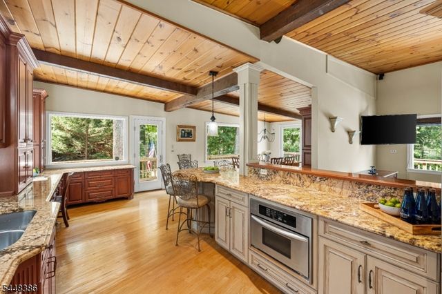 100 Pine Grove Rd, Berkeley Heights Twp., NJ 07922