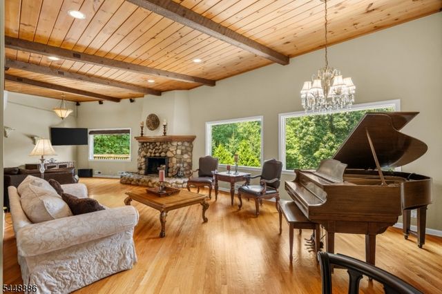 100 Pine Grove Rd, Berkeley Heights Twp., NJ 07922