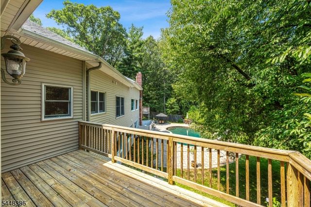 100 Pine Grove Rd, Berkeley Heights Twp., NJ 07922