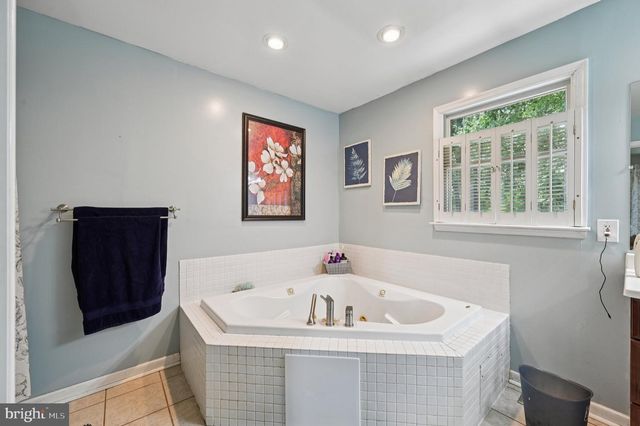 5164 PERRY RD, Mount Airy, MD 21771