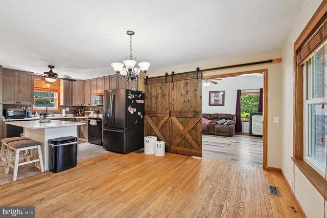 5164 PERRY RD, Mount Airy, MD 21771