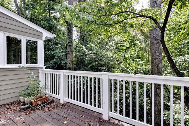 116 Cove Point LN, Williamsburg, VA 23185