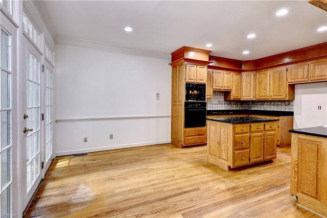 116 Cove Point LN, Williamsburg, VA 23185