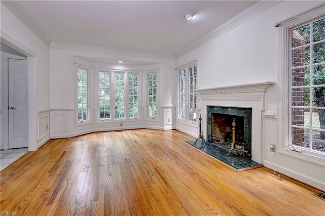 116 Cove Point LN, Williamsburg, VA 23185