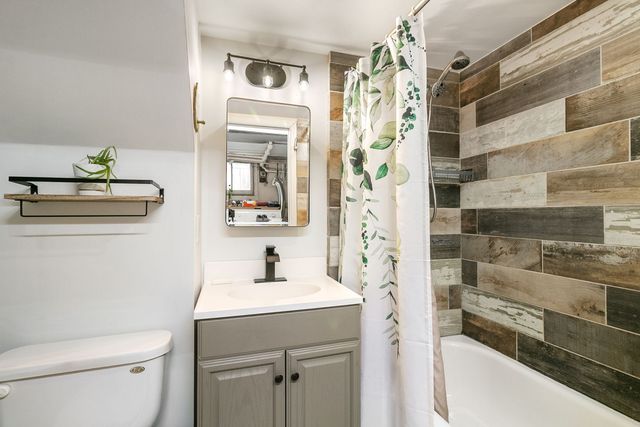 11345 S BELL Avenue, Chicago, IL 60643