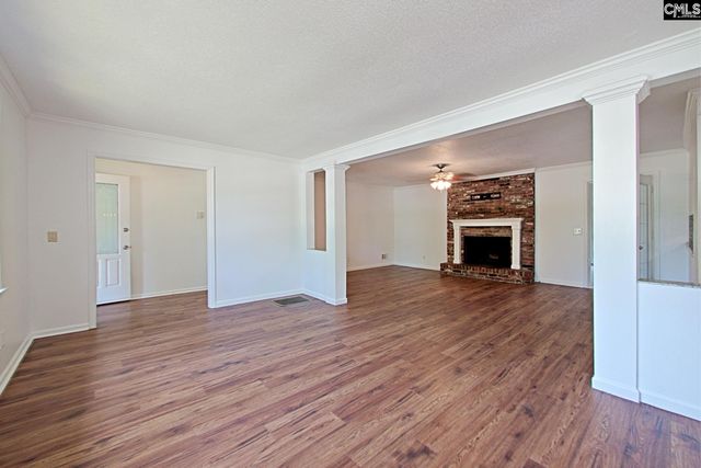 112 Royal Tower Dr, Irmo, SC 29063