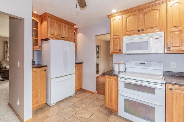 N3219 COUNTY ROAD D, New London, WI 54961