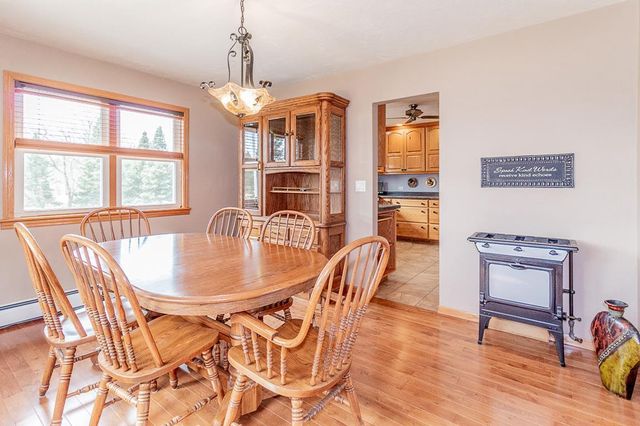 N3219 COUNTY ROAD D, New London, WI 54961