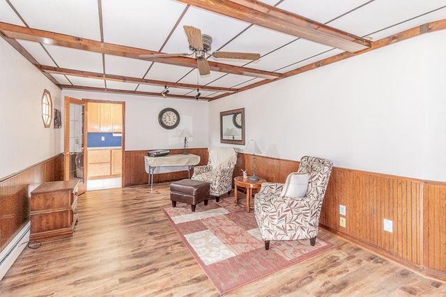 N3219 COUNTY ROAD D, New London, WI 54961