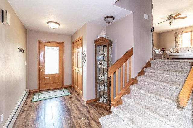 N3219 COUNTY ROAD D, New London, WI 54961