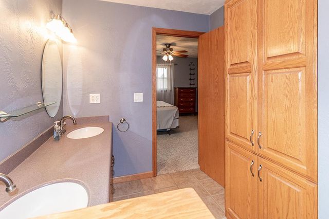 N3219 COUNTY ROAD D, New London, WI 54961