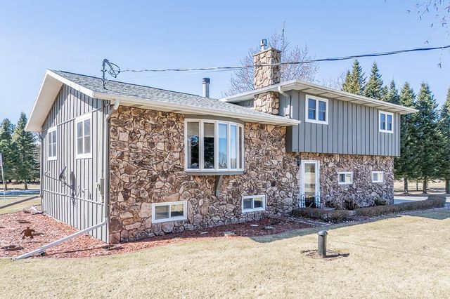 N3219 COUNTY ROAD D, New London, WI 54961