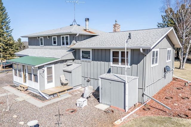 N3219 COUNTY ROAD D, New London, WI 54961