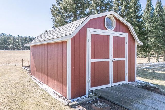 N3219 COUNTY ROAD D, New London, WI 54961