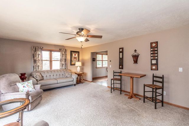 N3219 COUNTY ROAD D, New London, WI 54961