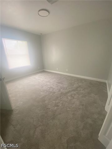13832 1st ST, Fort Myers, FL 33905