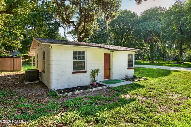 4951 HALLS Drive, Jacksonville, FL 32207
