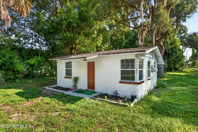 4951 HALLS Drive, Jacksonville, FL 32207