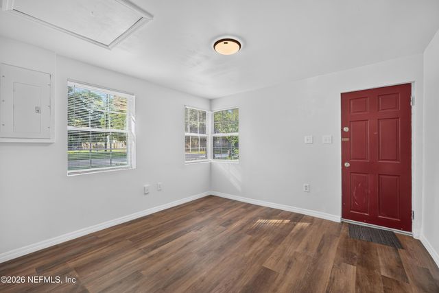 4951 HALLS Drive, Jacksonville, FL 32207
