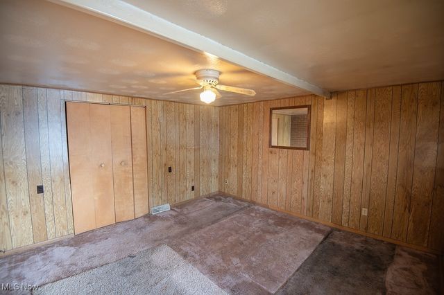 2129 Austintown Warren Rd, Mineral Ridge, OH 44440