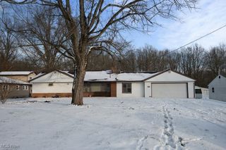 2129 Austintown Warren Rd, Mineral Ridge, OH 44440
