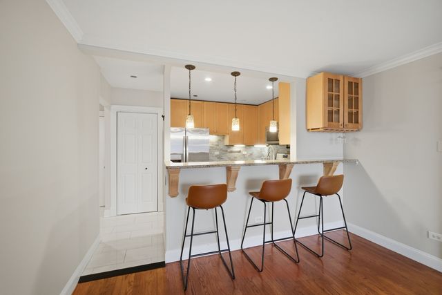 6060 N Ridge Avenue 4E, Chicago, IL 60660