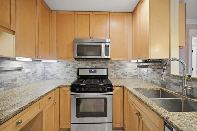 6060 N Ridge Avenue 4E, Chicago, IL 60660