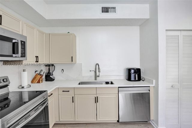7525 NW 61st Ter 3101, Parkland, FL 33067
