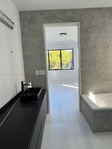 1531 SW 22 terrace, Miami, FL 33145