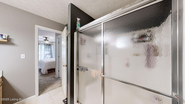 1122 Powerhouse Ln, UNIT 203, Lyndon, KY 40242