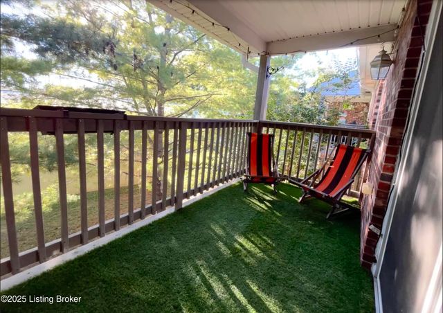 1122 Powerhouse Ln, UNIT 203, Lyndon, KY 40242