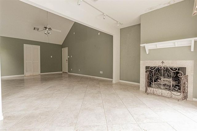 13103 Rincon Drive, Houston, TX 77077